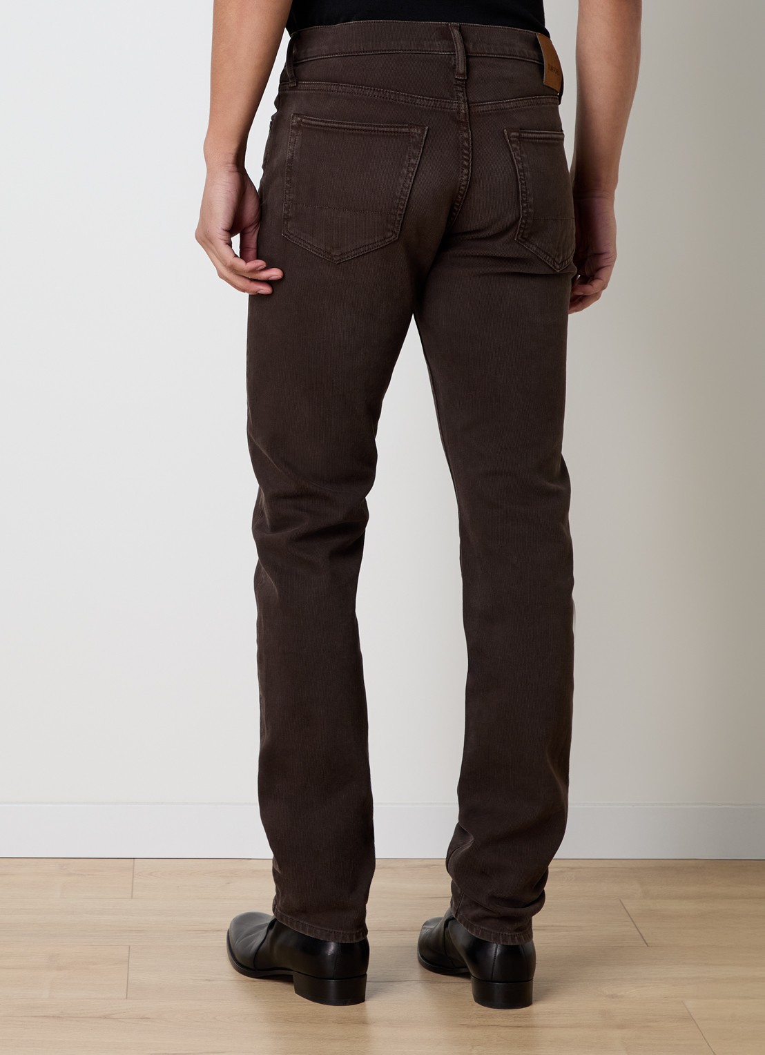 TOM FORD Western slim fit jeans met ribstructuur en steekzakken - achterkant donkerbruin