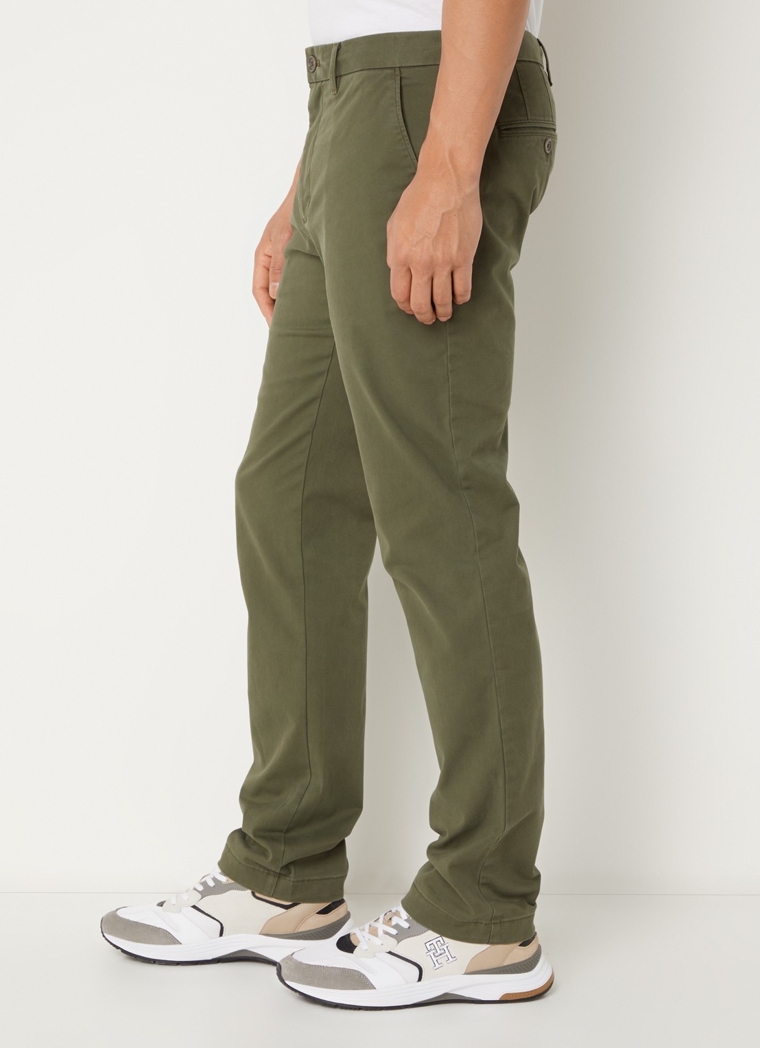 Tommy Hilfiger 1985 Denton straight fit chino met steekzakken - detail 3 legergroen