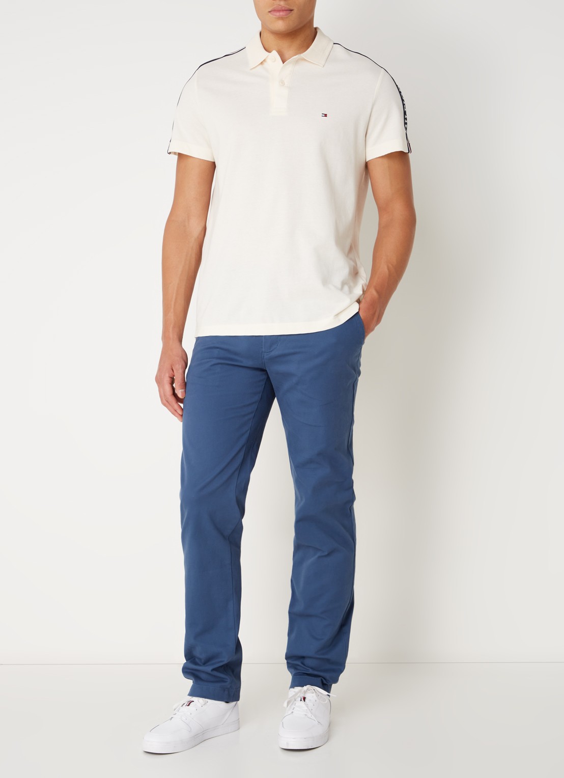 Tommy Hilfiger 1985 Denton straight fit chino met steekzakken - voorkant 9 petrol