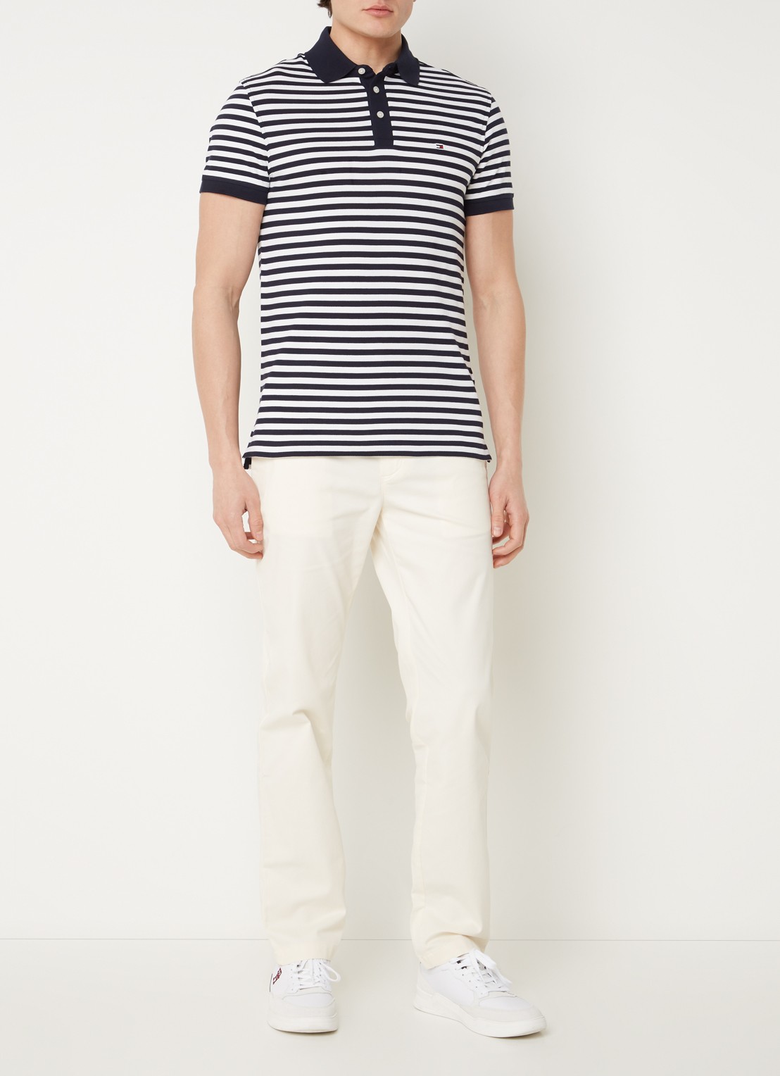 Tommy Hilfiger 1985 Denton straight fit chino met steekzakken - voorkant 3 creme