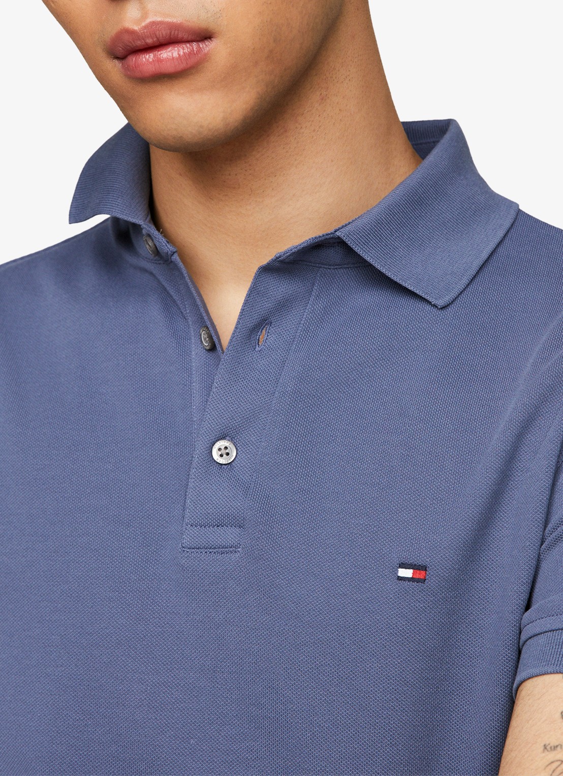 Tommy Hilfiger 1985 slim fit polo met logoborduring - detail 2 faded indigo / blauw