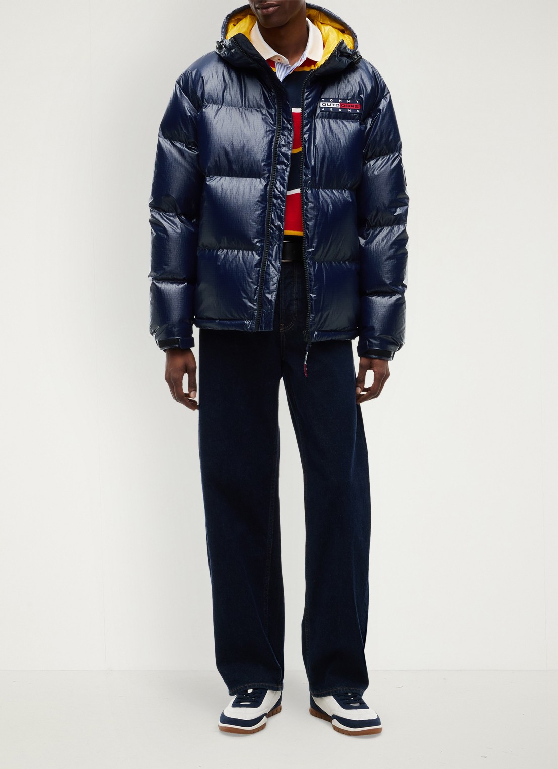 Tommy Hilfiger Alaska puffer met donsvulling en glanzende finish - voorkant 2 donkerblauw