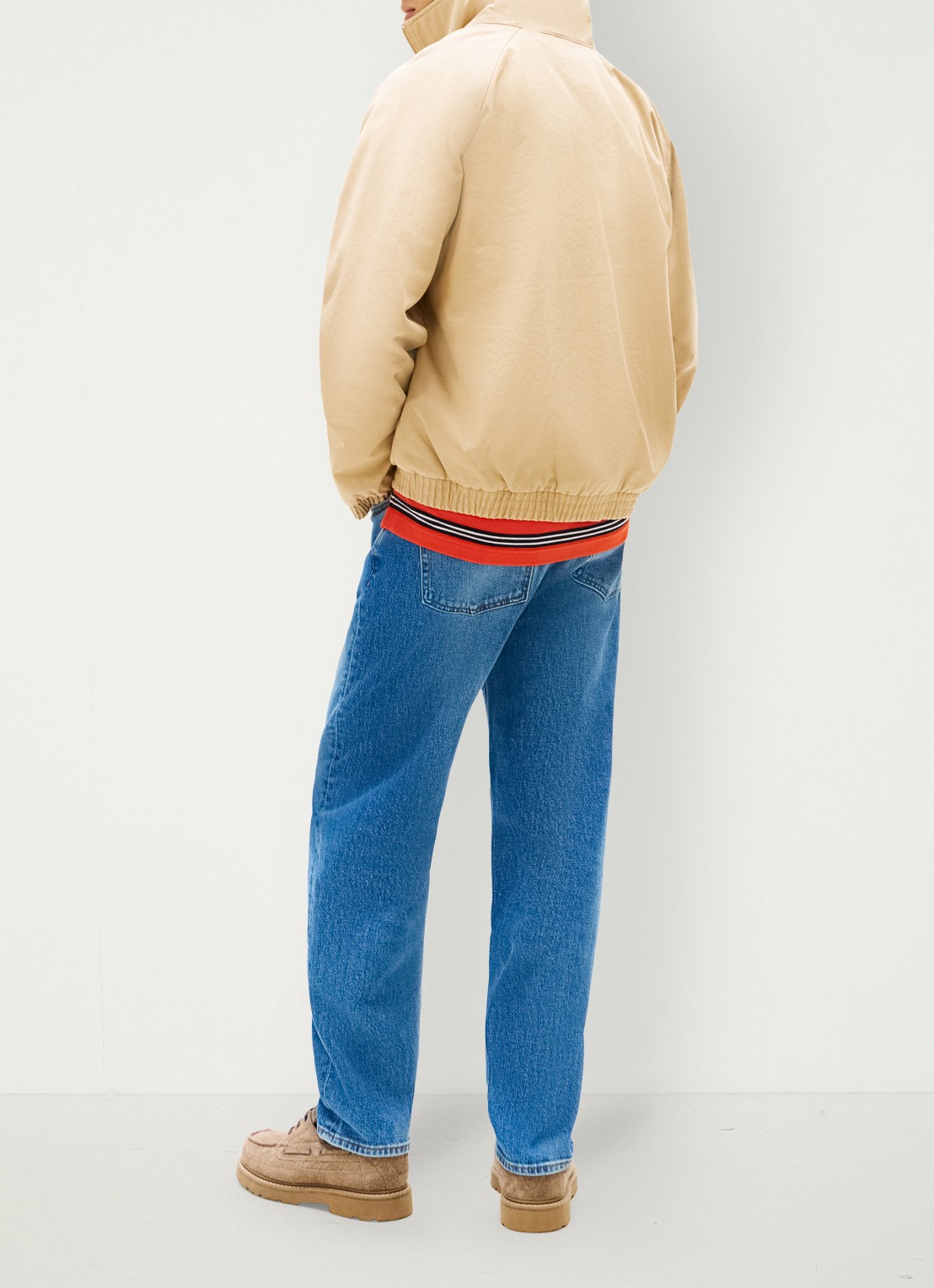 Tommy Hilfiger Bomberjack met logoborduring en steekzakken - achterkant lichtbruin