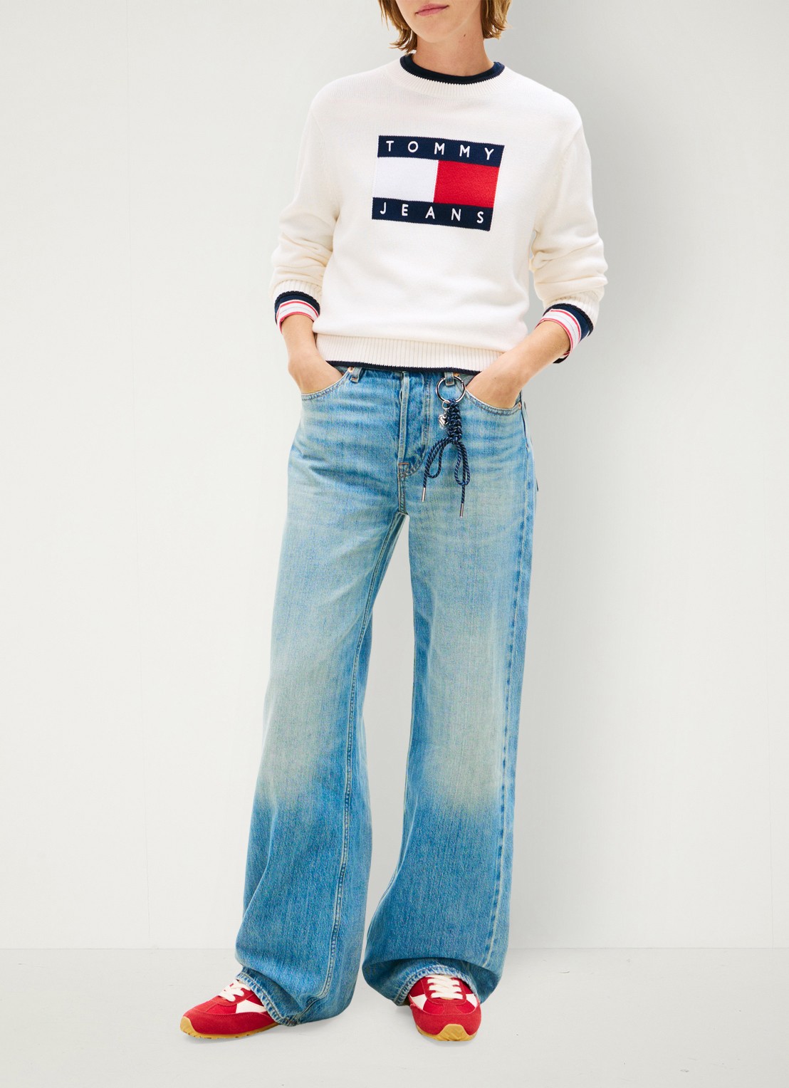 Tommy Hilfiger Bomberjack met logoborduring en steekzakken - voorkant 2 donkerblauw