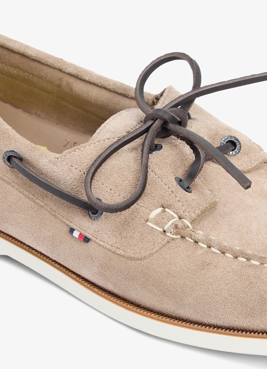 Tommy Hilfiger Bootschoen van suède met logo - detail 4 beige