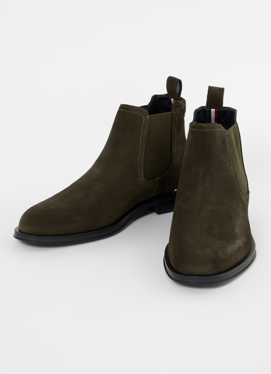 Tommy Hilfiger Chelsea boot van suède - detail 2 bronsgroen