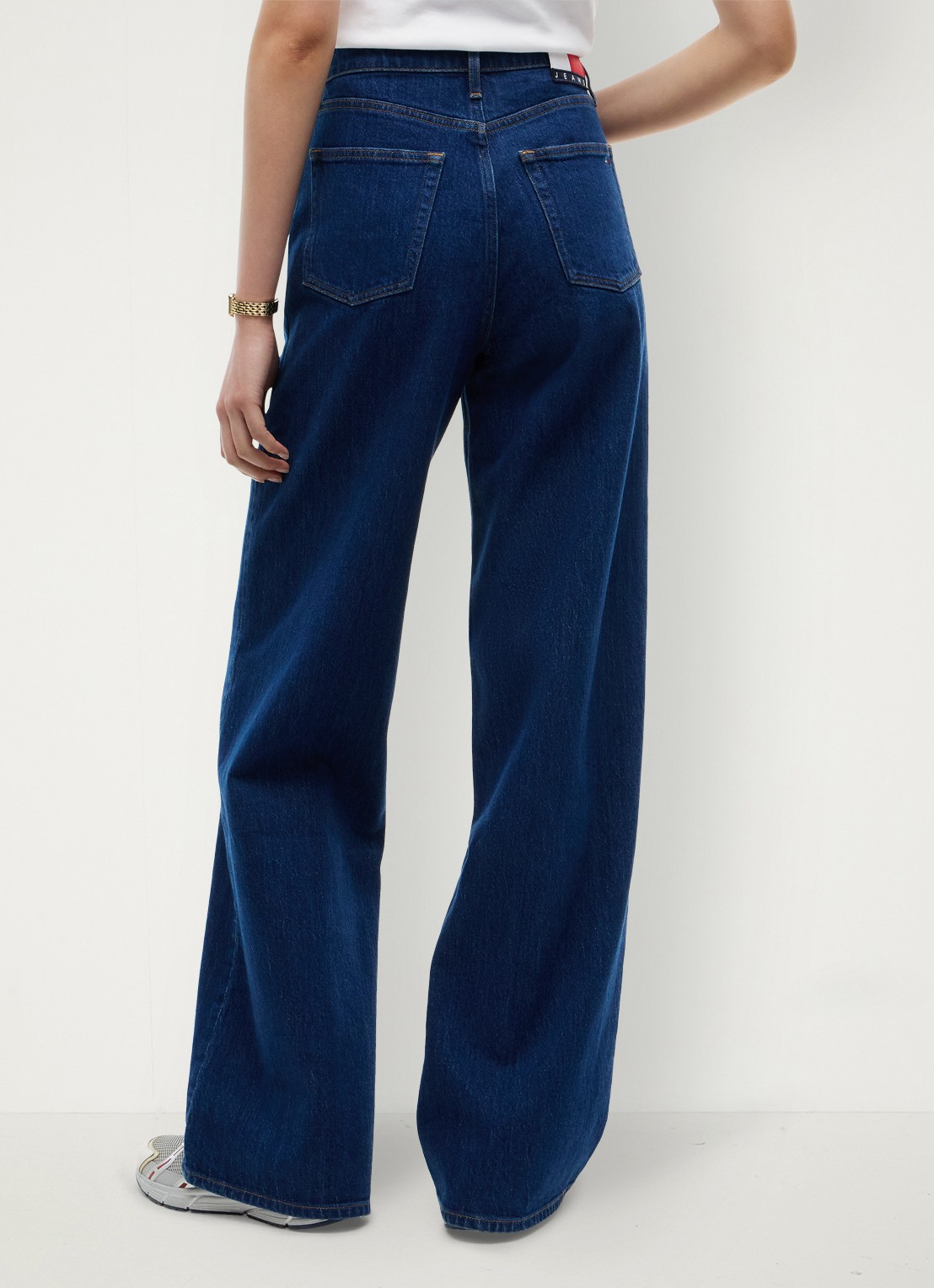 Tommy Hilfiger Claire high waist wide fit jeans met steekzakken - achterkant 3 jeans