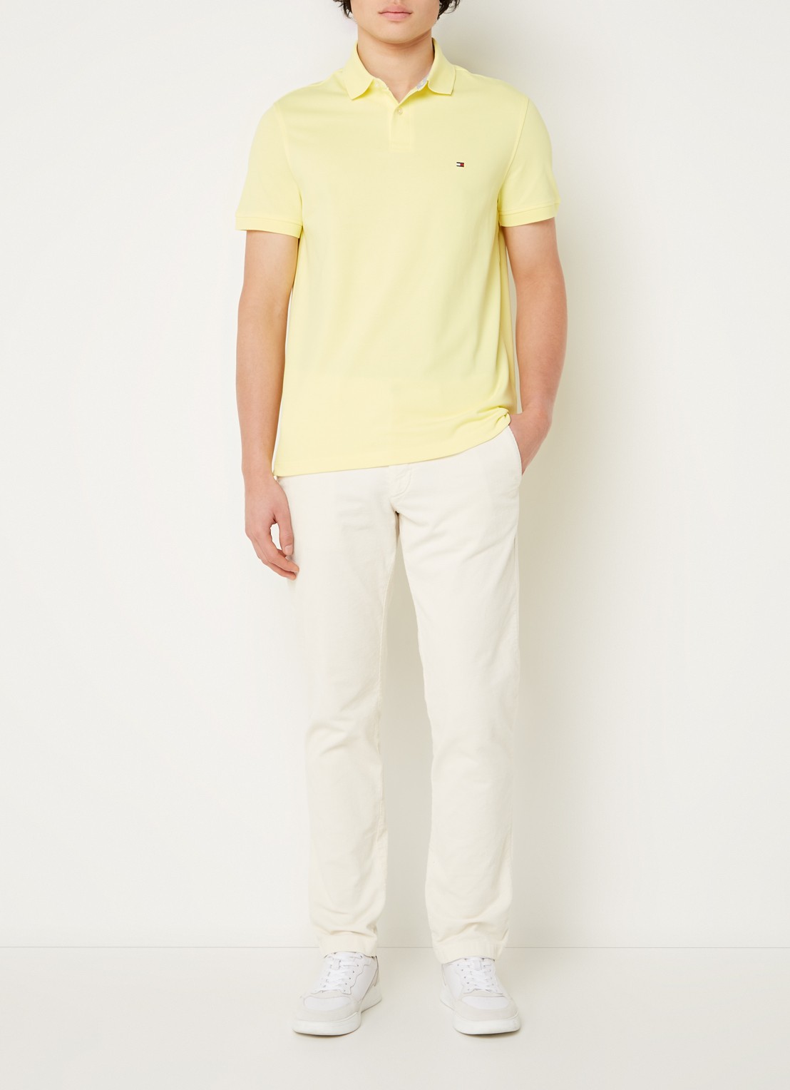 Tommy Hilfiger Core regular fit polo van piqué katoen met logoborduring - voorkant 8 yellow tulip / geel