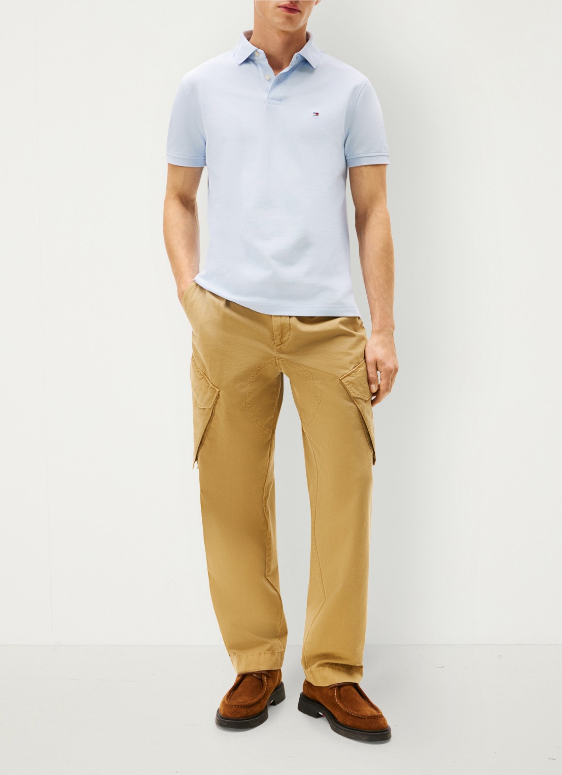 Tommy Hilfiger Core regular fit polo van piqué katoen met logoborduring - voorkant 7 sky blue-c1o / lichtblauw