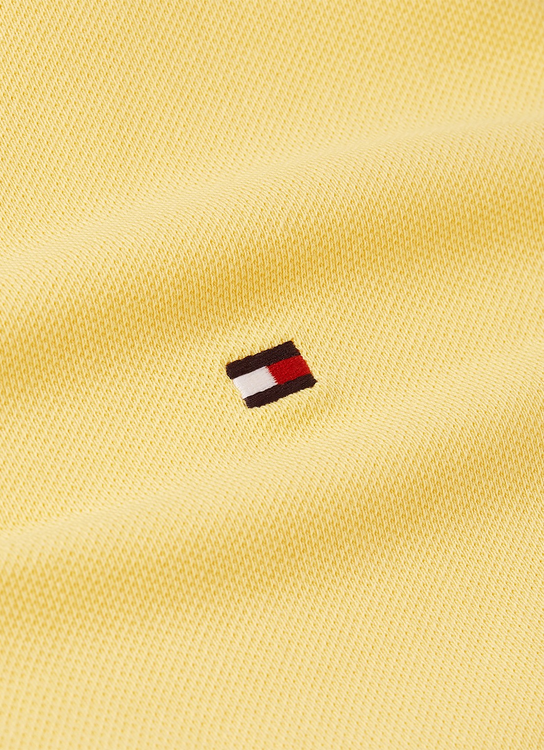 Tommy Hilfiger Core regular fit polo van piqué katoen met logoborduring - detail 6 citronella / geel