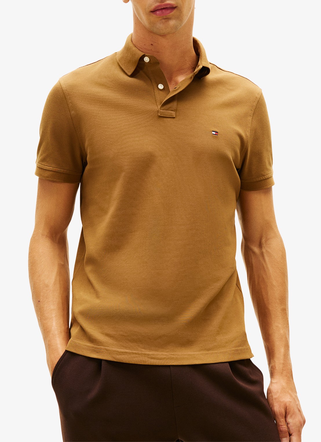 Tommy Hilfiger Core regular fit polo van piqué katoen met logoborduring - detail 2 highland khaki-gwp / bruin