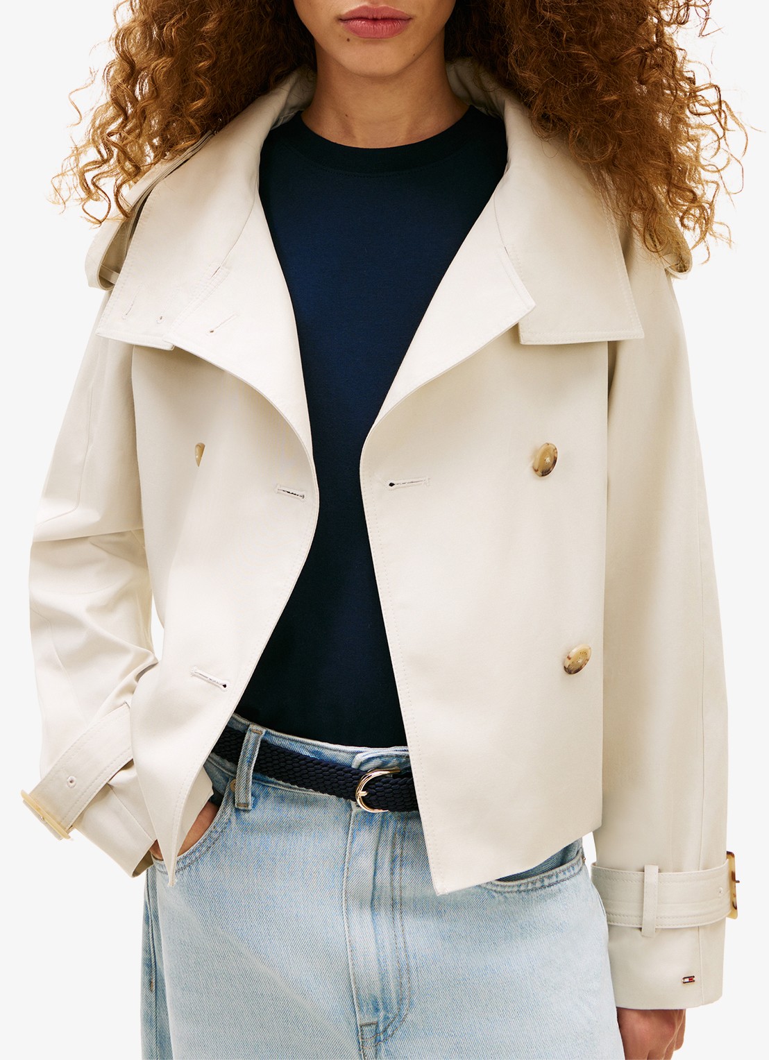 Tommy Hilfiger Cropped double-breasted trenchcoat van katoen - detail 4 beige