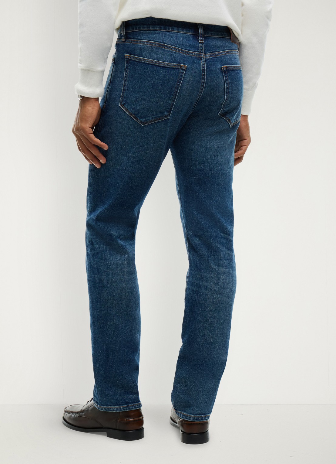 Tommy Hilfiger Denton slim-straight fit jeans met medium wassing - achterkant indigo