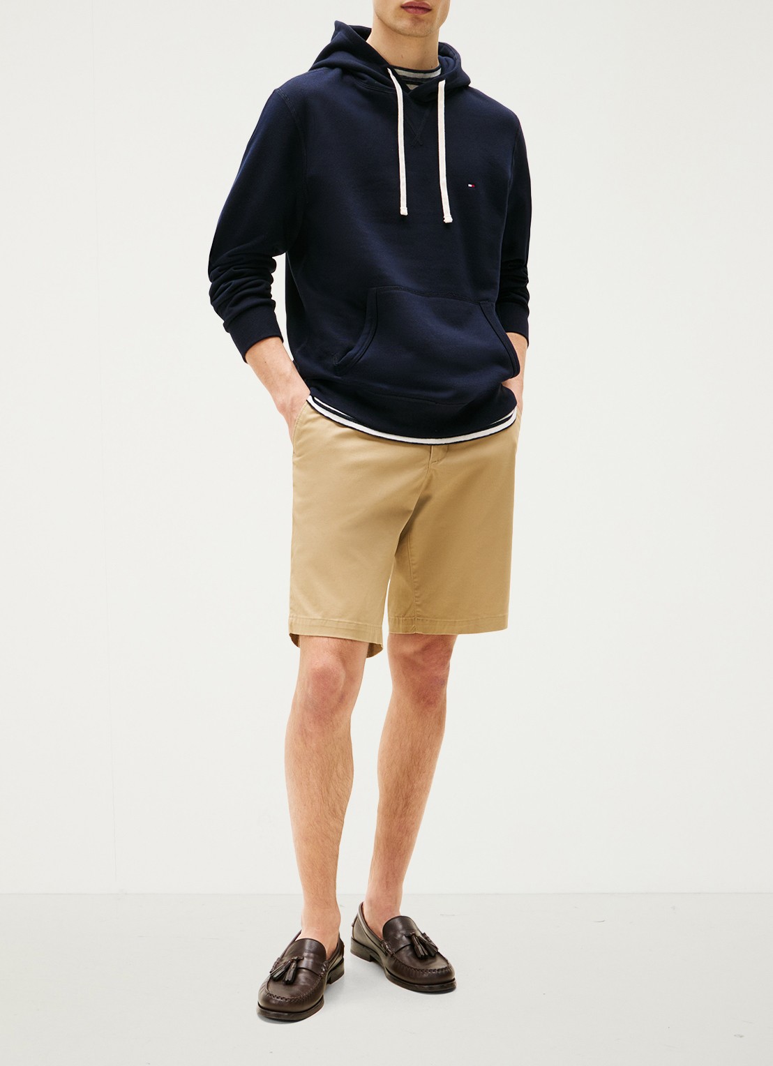 Tommy Hilfiger Essential hoodie met logoborduring - voorkant 4 donkerblauw