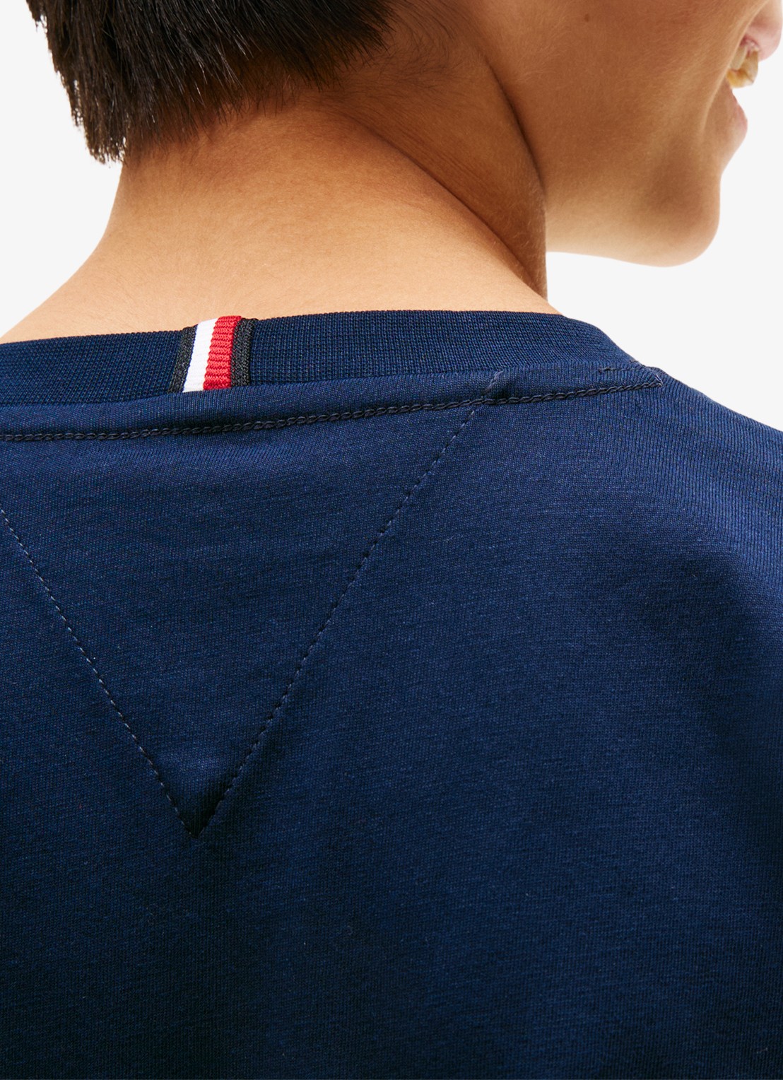 Tommy Hilfiger Essential T-shirt met streepprint - detail 2 dark night navy-c1g