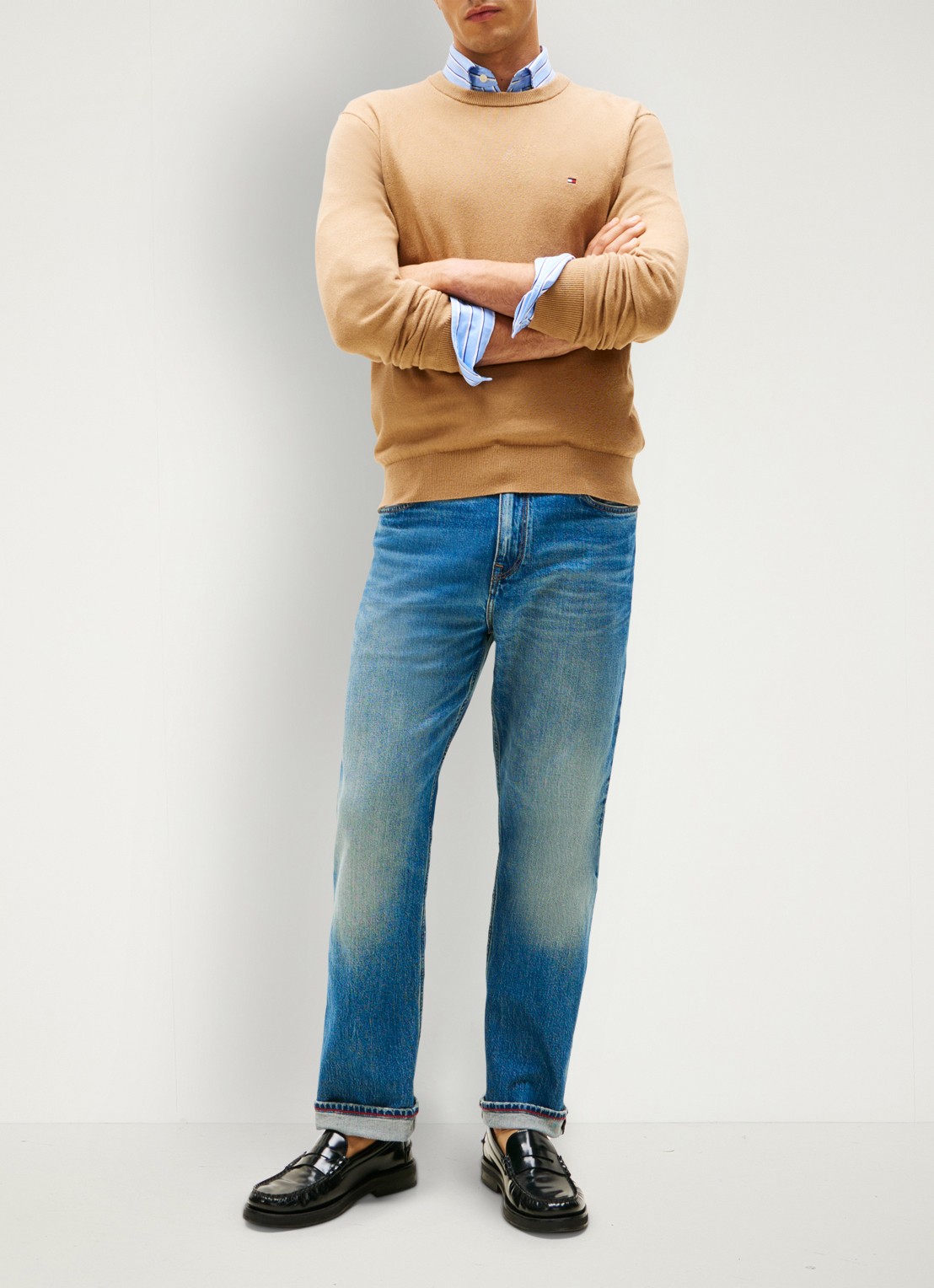 Tommy Hilfiger Fijngebreide pullover in kasjmierblend met logoborduring - voorkant 4 camel