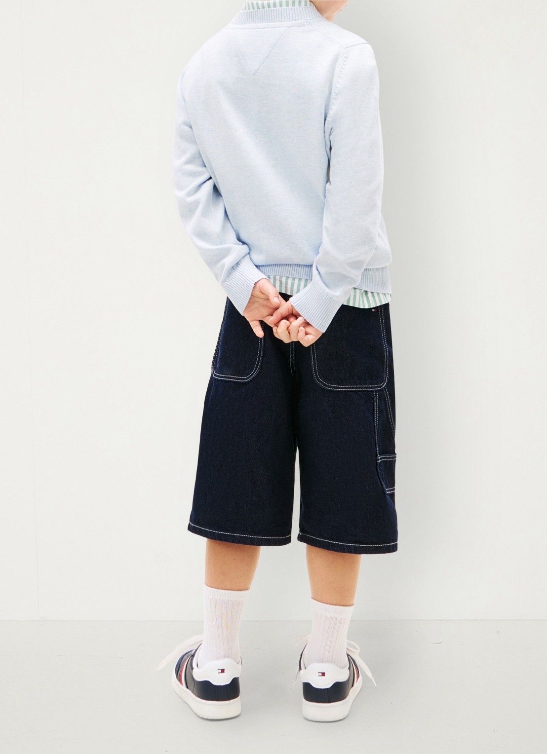Tommy Hilfiger Fijngebreide pullover met logo - achterkant lichtblauw