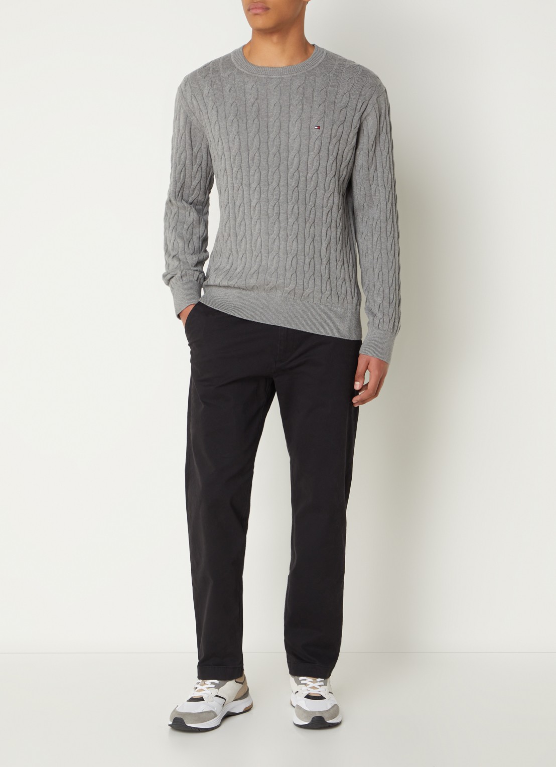 Tommy Hilfiger Flag Embroidery Cable Knit Jumper - voorkant 4 grijs