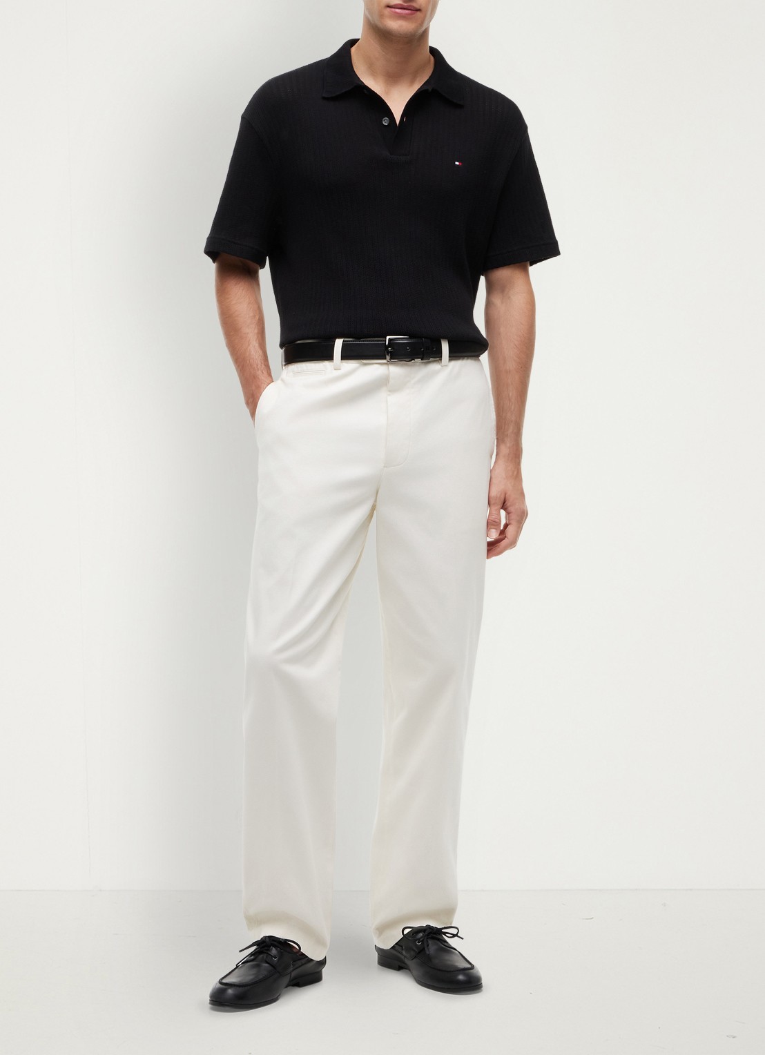 Tommy Hilfiger Gebreide polo met logoborduring - voorkant 4 zwart