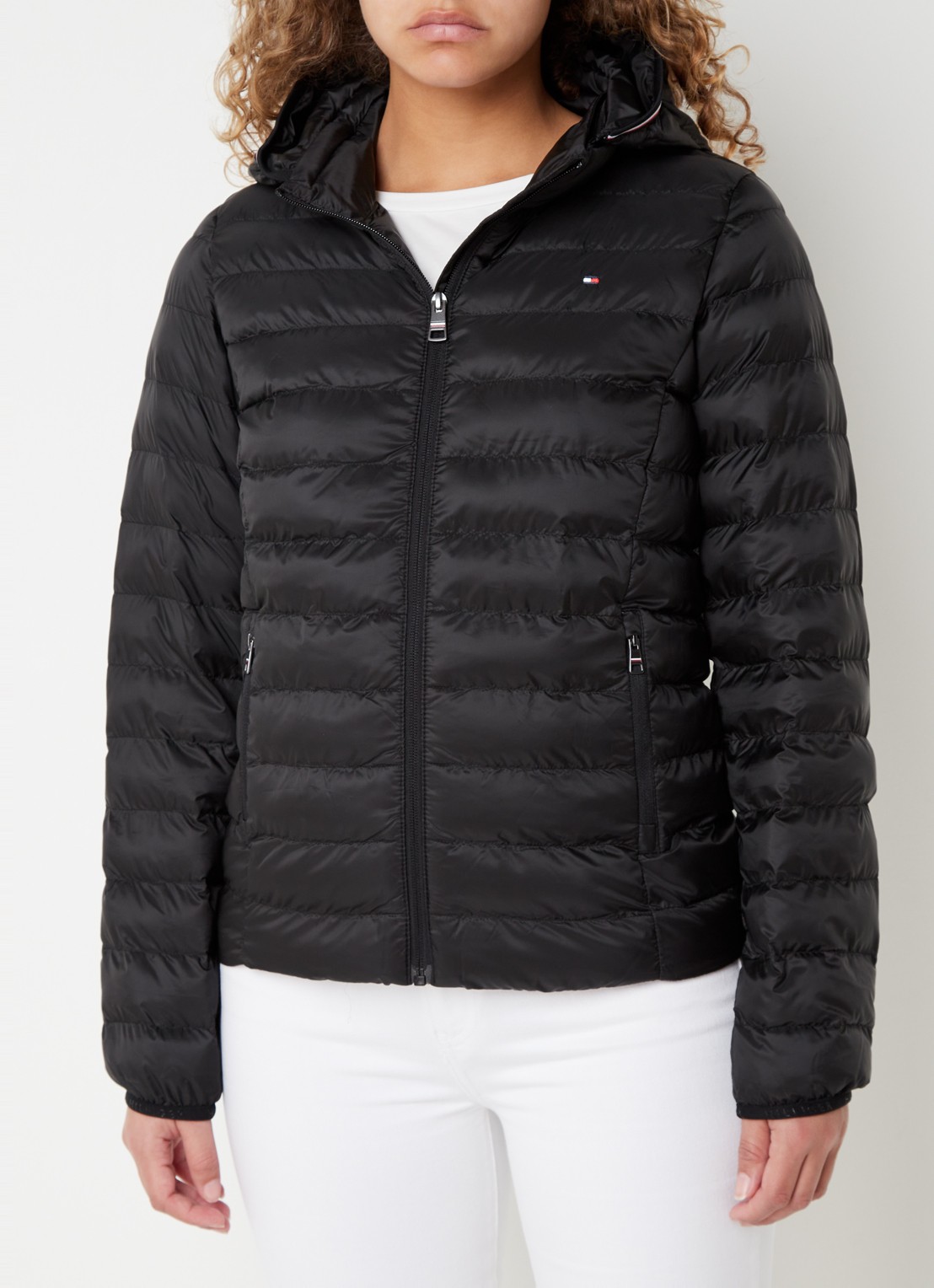 Tommy Hilfiger Gewatteerd jack met logo en ritszakken - detail 2 zwart