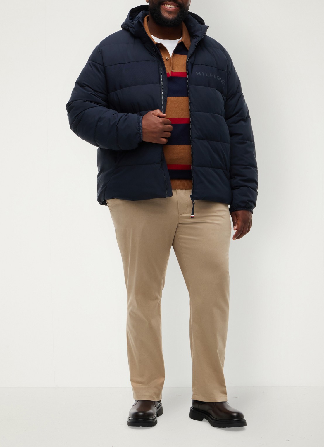 Tommy Hilfiger Gewatteerde puffer jas met capuchon en logo  - voorkant 6 donkerblauw