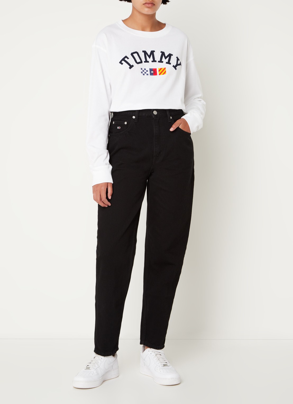 Tommy Hilfiger  High waist mom jeans met gekleurde wassing - voorkant 4 zwart