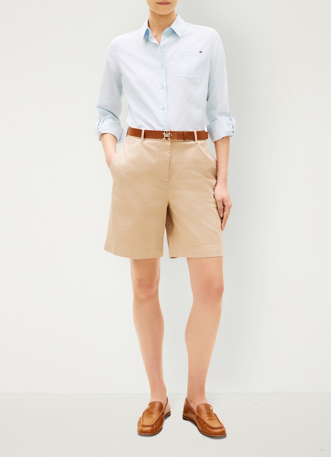 Tommy Hilfiger High waist regular fit korte chino - voorkant 2 beige