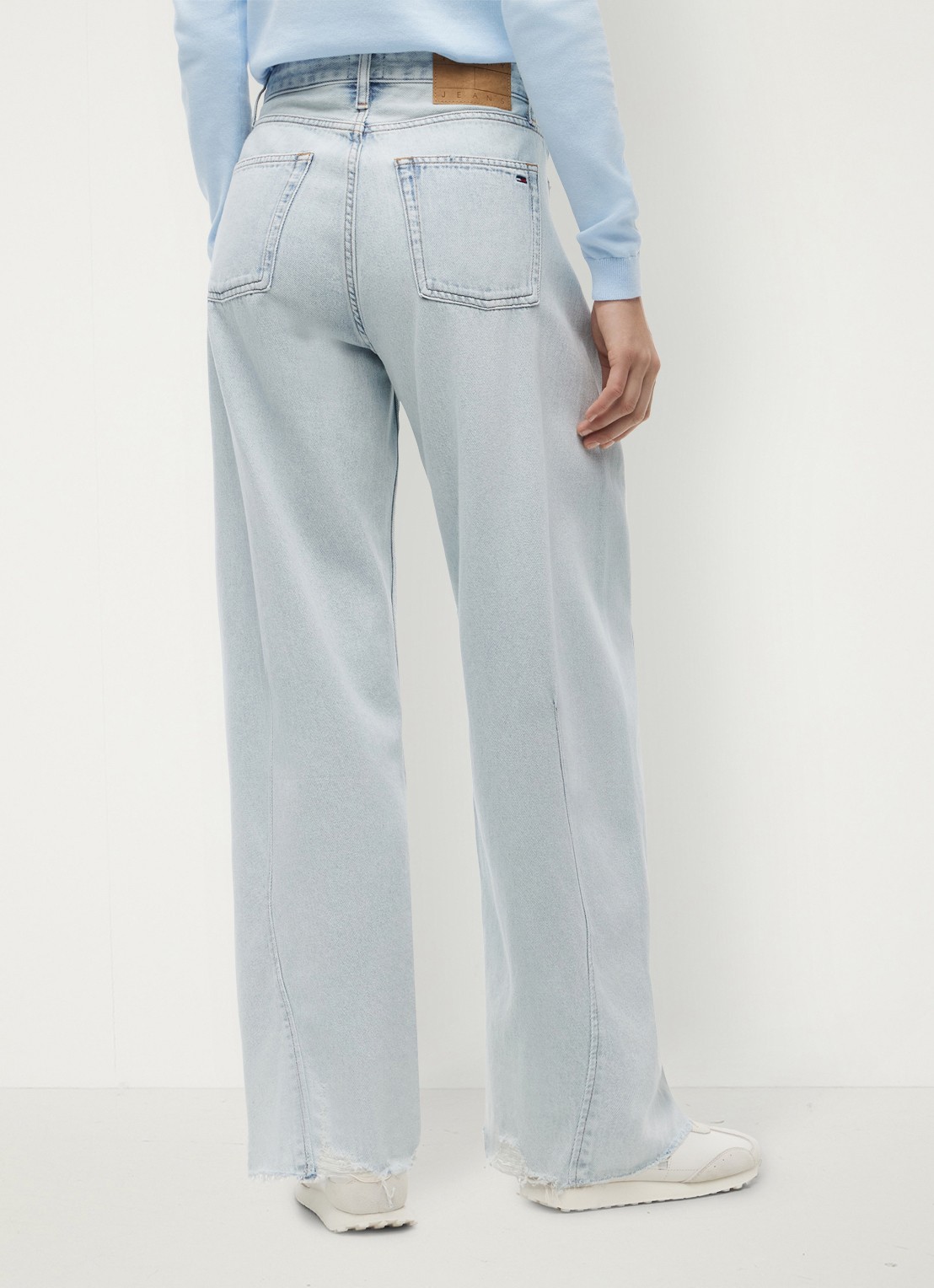 Tommy Hilfiger High waist wide fit jeans met lichte wassing - achterkant 3 lichtblauw