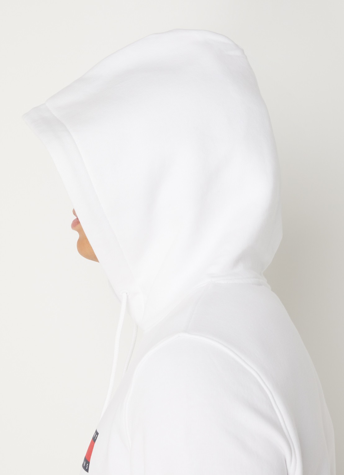 Tommy Hilfiger Hoodie met kangoeroezak en logo - detail 2 wit