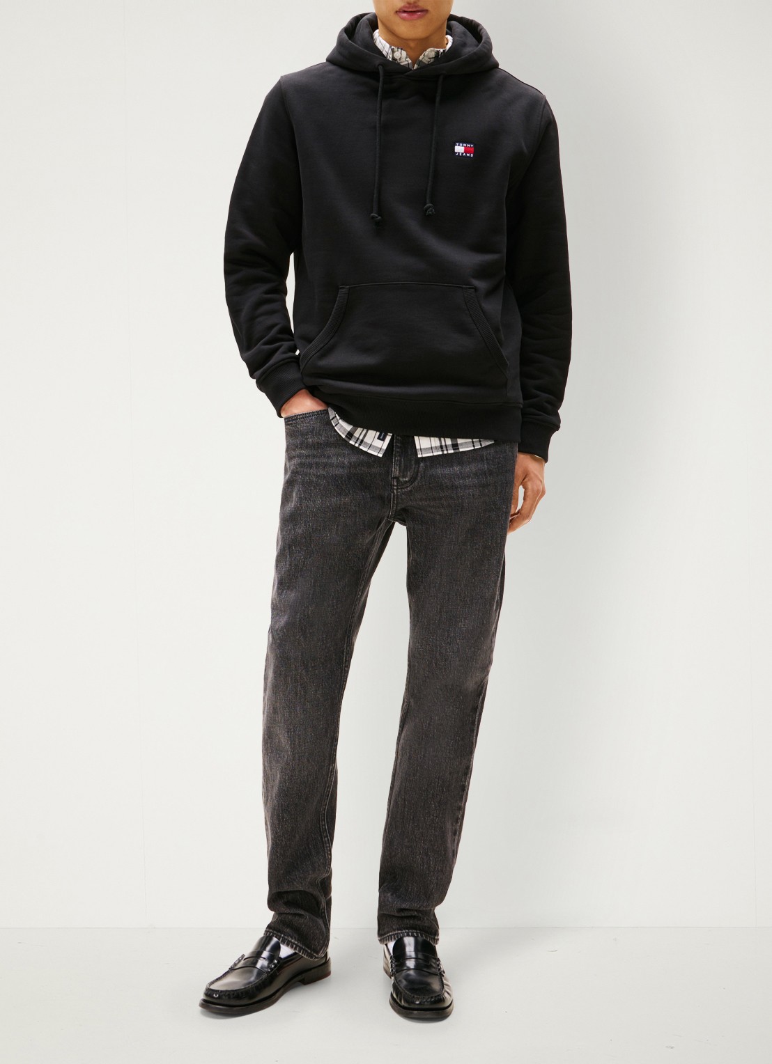 Tommy Hilfiger Hoodie met logoborduring - voorkant 3 zwart