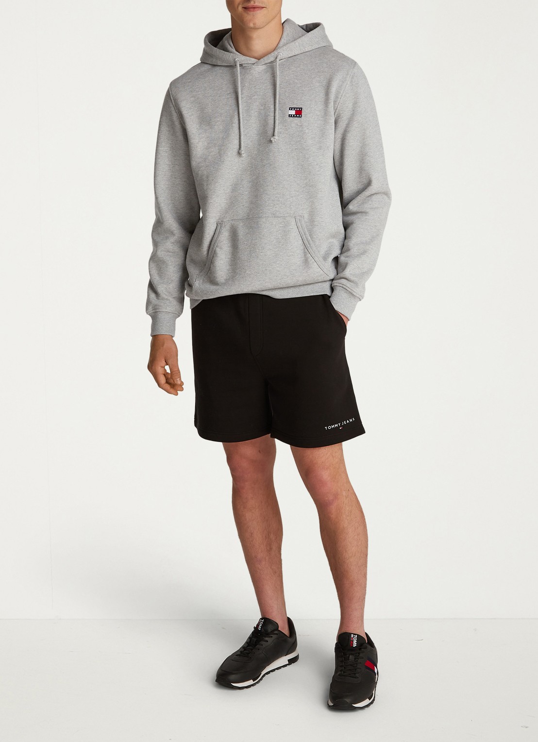 Tommy Hilfiger Hoodie met logoborduring - voorkant 2 grijs