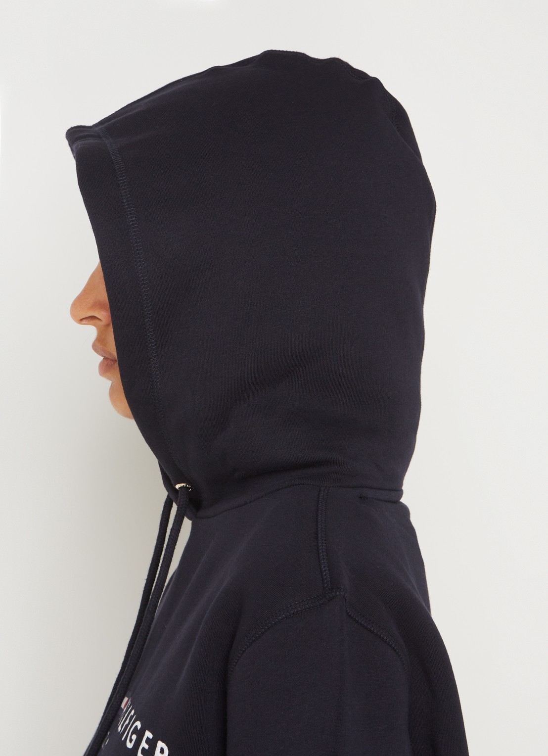 Tommy Hilfiger Hoodie van fleece met logoborduring - detail 5 donkerblauw