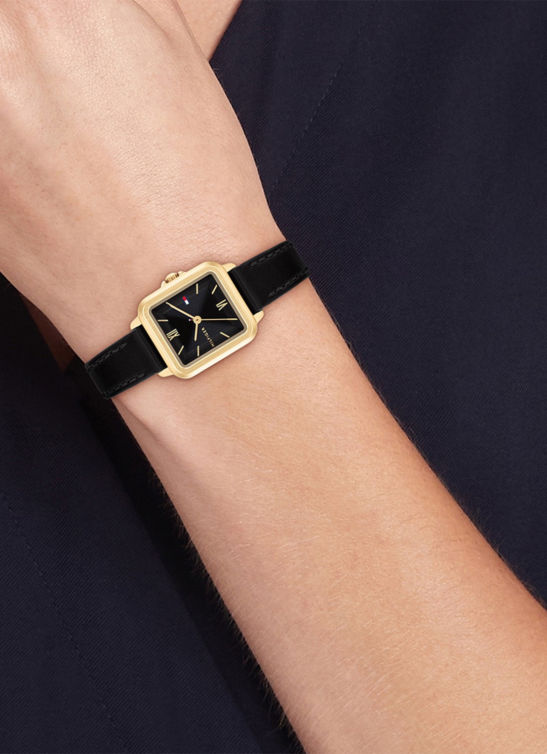 Tommy Hilfiger Horloge TH1782835   - voorkant 2 zwart