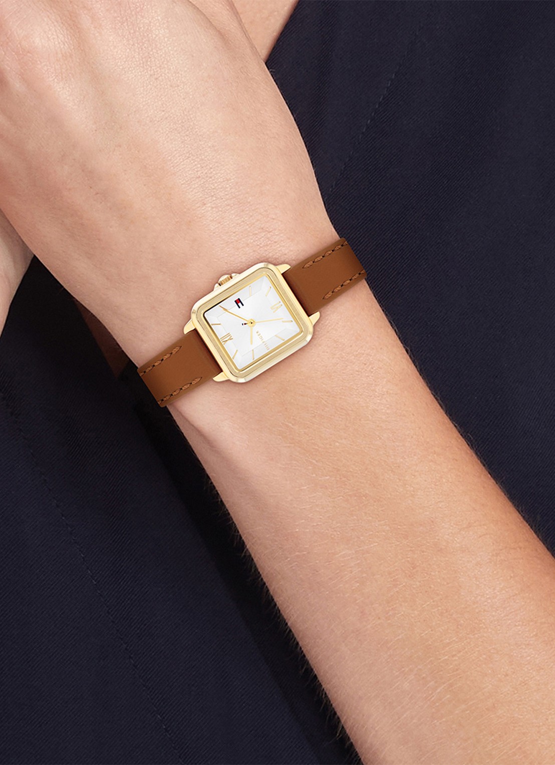 Tommy Hilfiger Horloge TH1782859   - voorkant 2 bruin