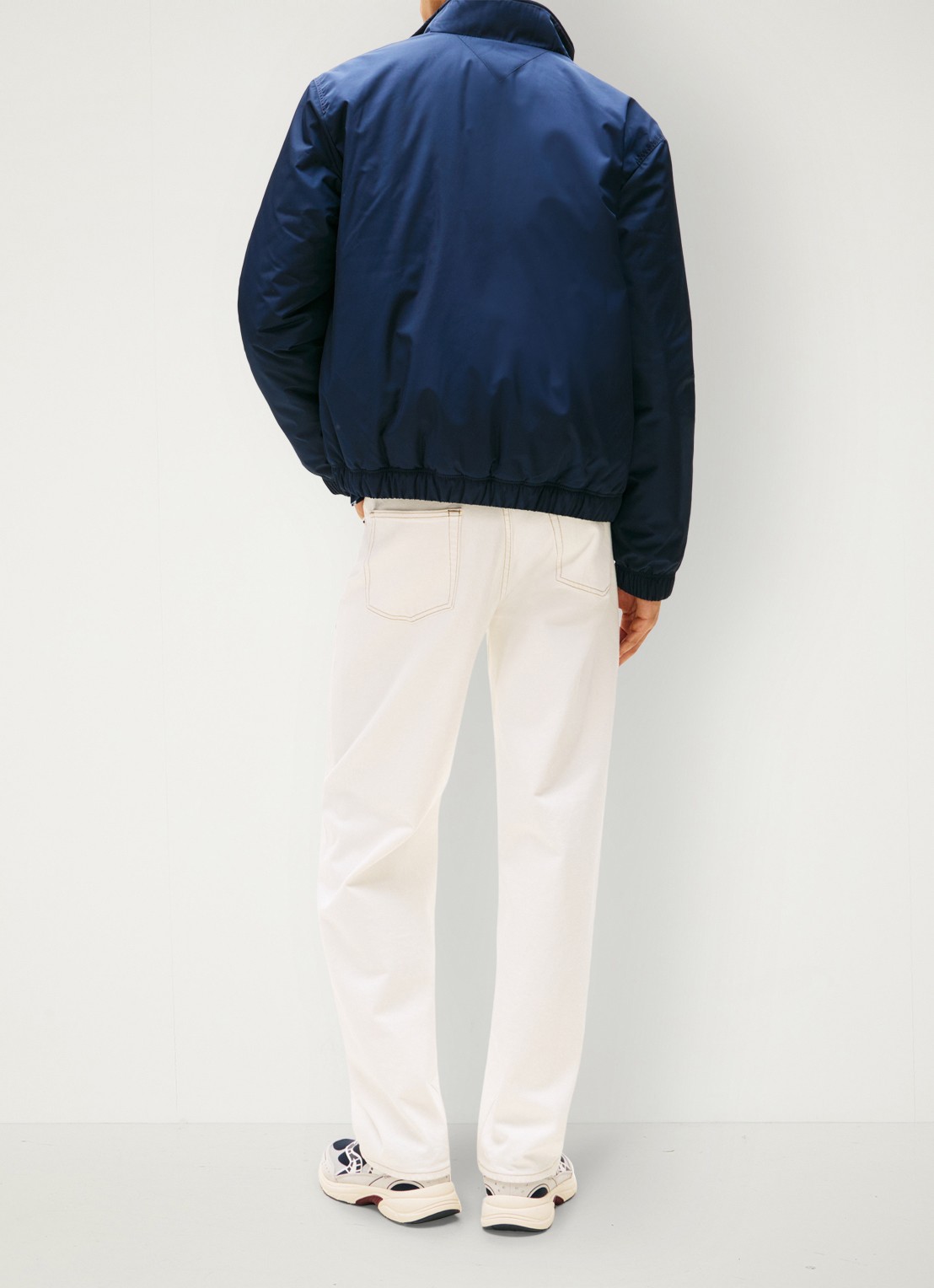 Tommy Hilfiger Jack met steekzakken en waterafstotende coating - achterkant donkerblauw