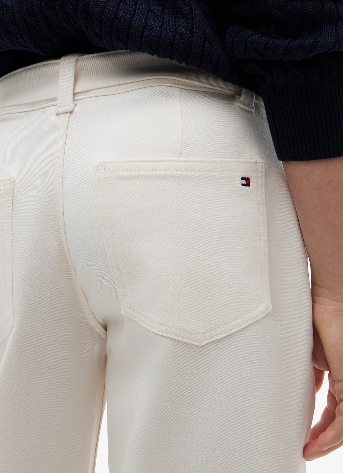 Tommy Hilfiger Jeans met ceintuur - detail 4 wit