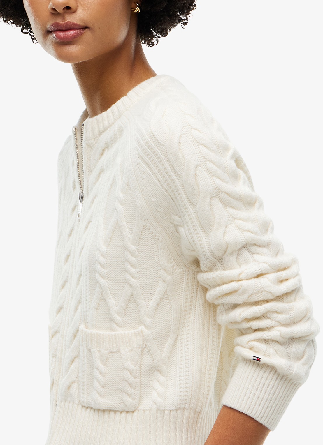 Tommy Hilfiger Kabelgebreid vest in wolblend  - detail 2 wit