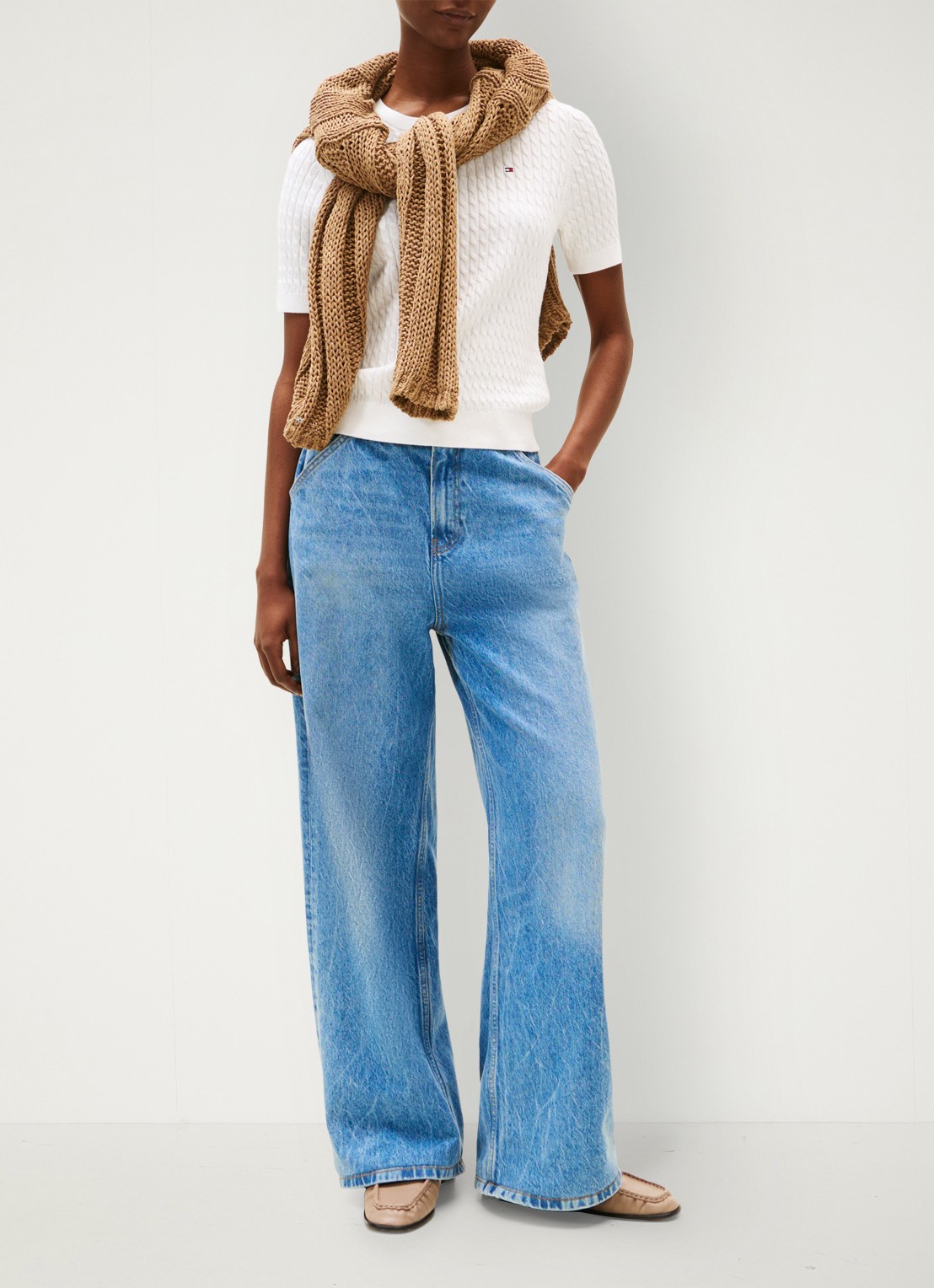 Tommy Hilfiger Kabelgebreide top met logoborduring - voorkant 5 gebroken wit