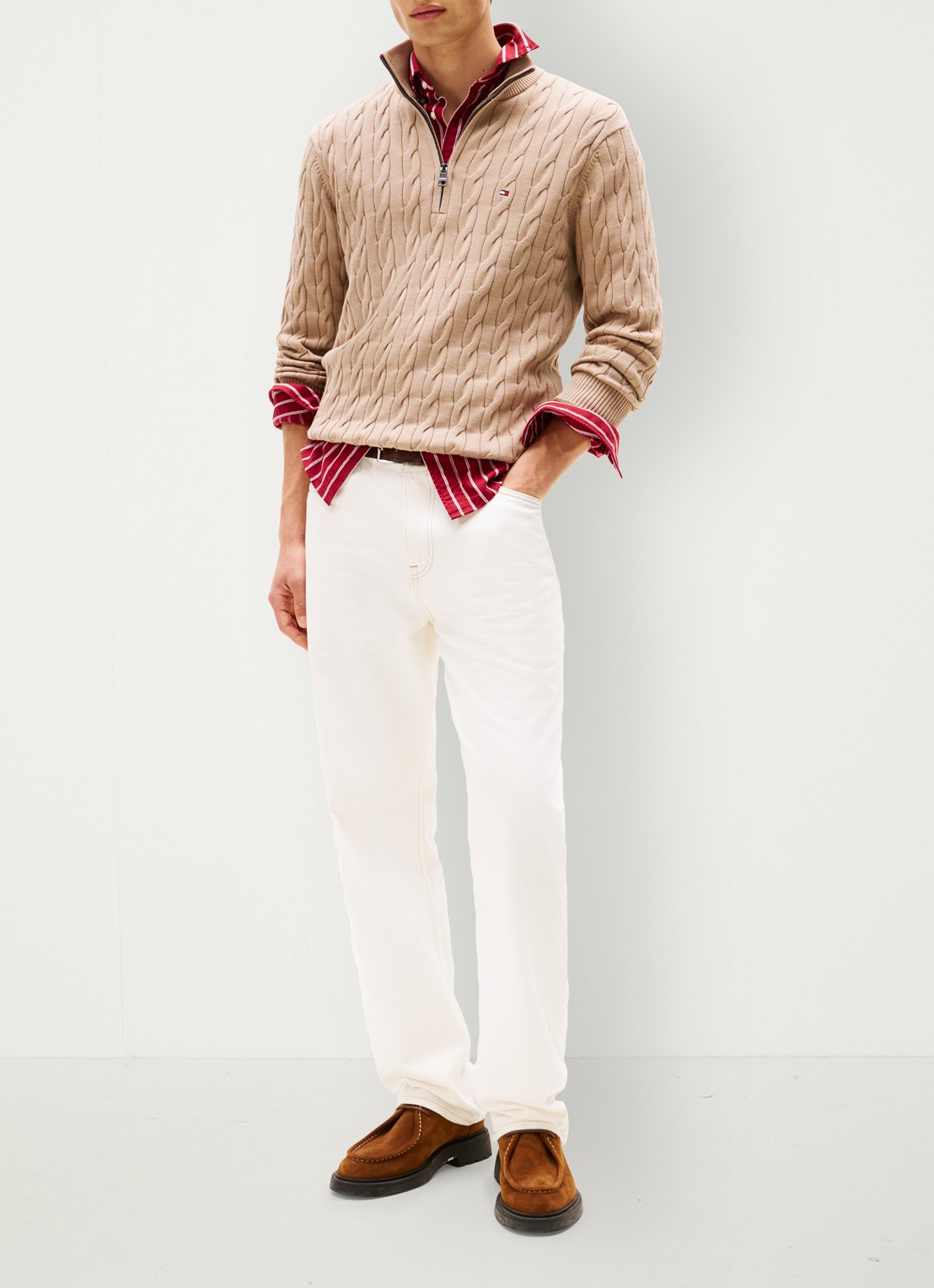 Tommy Hilfiger Kabelgebreide trui met halve rits en logo - voorkant 4 beige