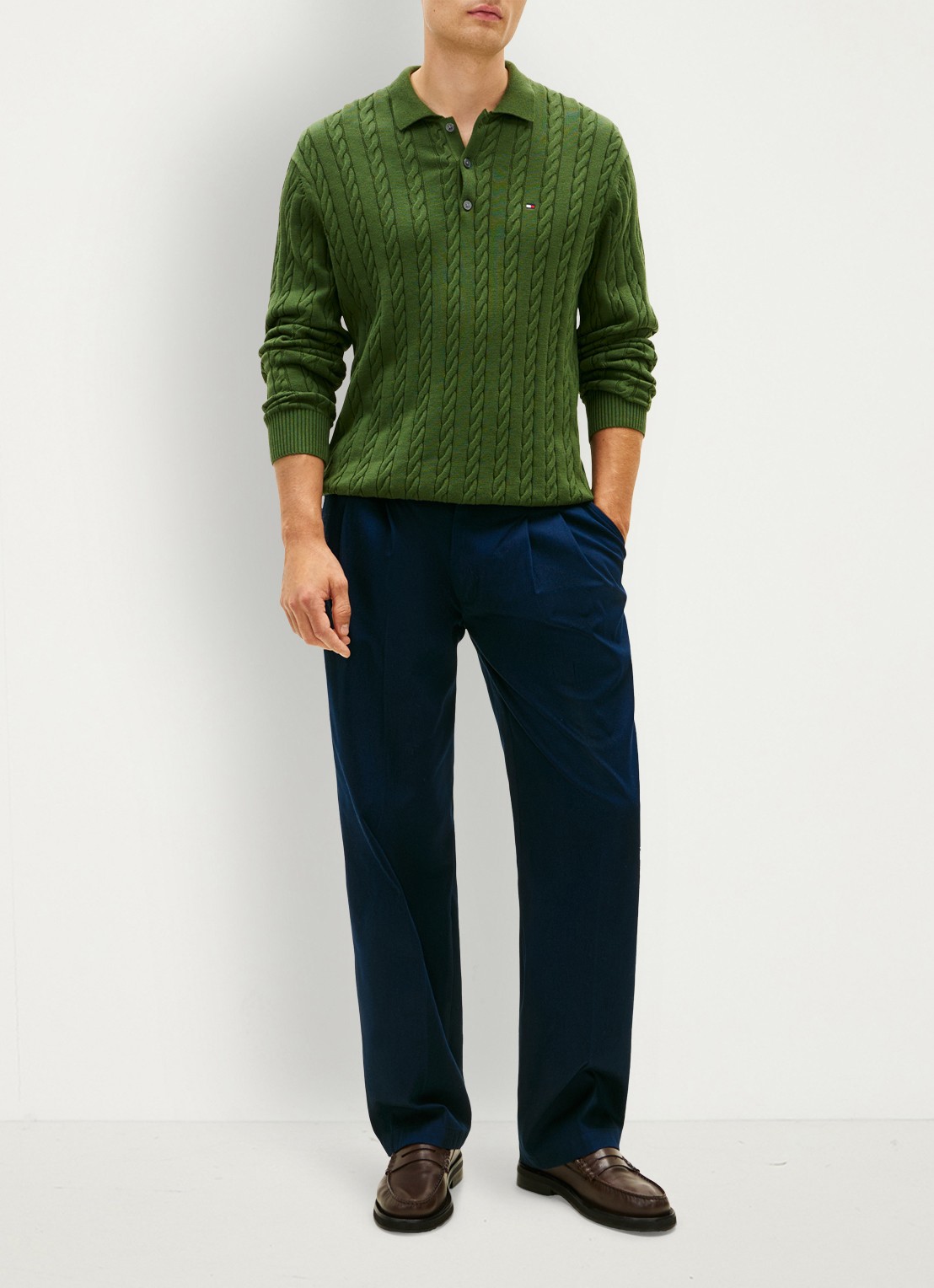 Tommy Hilfiger Kabelgebreide trui met polokraag en logoborduring - voorkant 5 groen