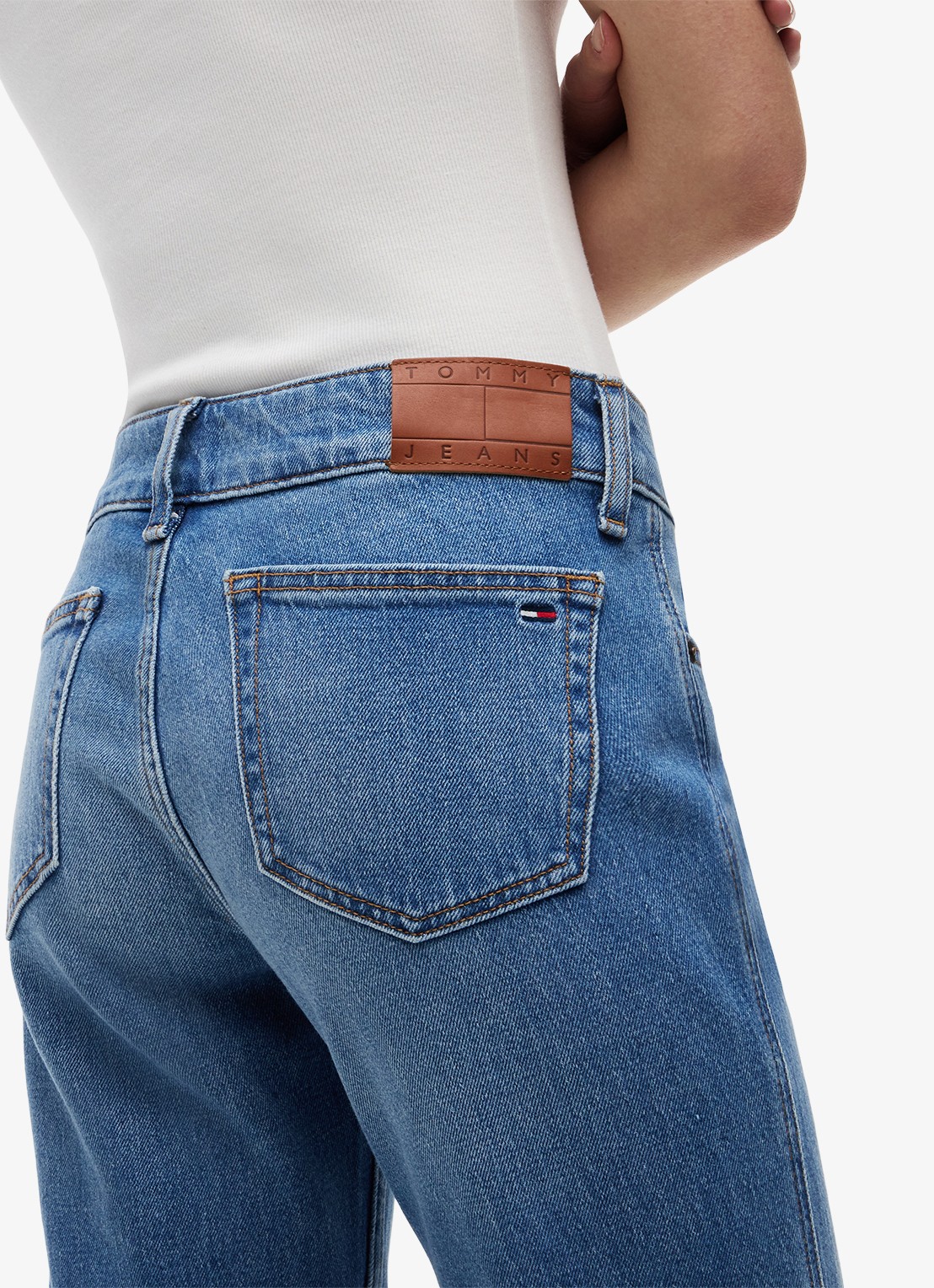 Tommy Hilfiger Mid waist flared jeans met medium wassing - detail 4 donkerblauw