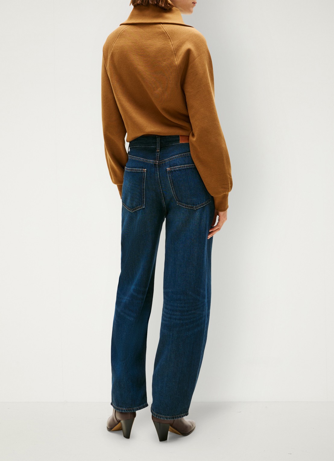 Tommy Hilfiger Mid waist loose fit jeans met steekzakken - achterkant donkerblauw