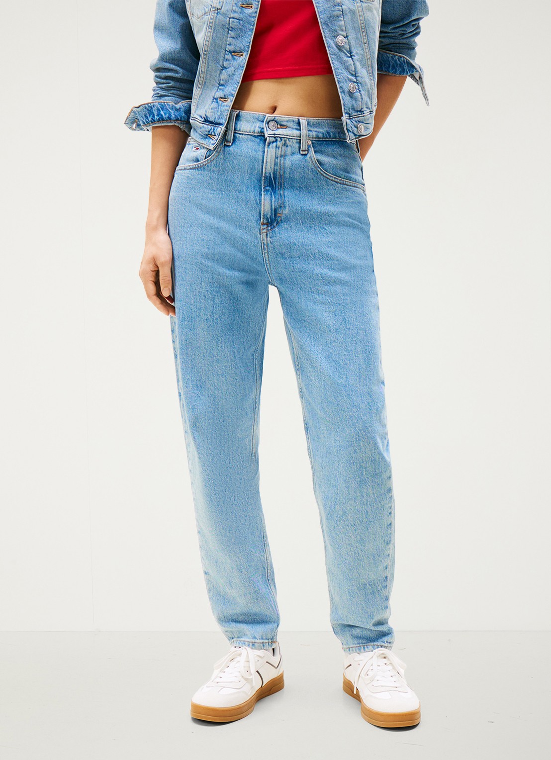 Tommy Hilfiger Mid waist mom jeans met gekleurde wassing - detail 4 indigo