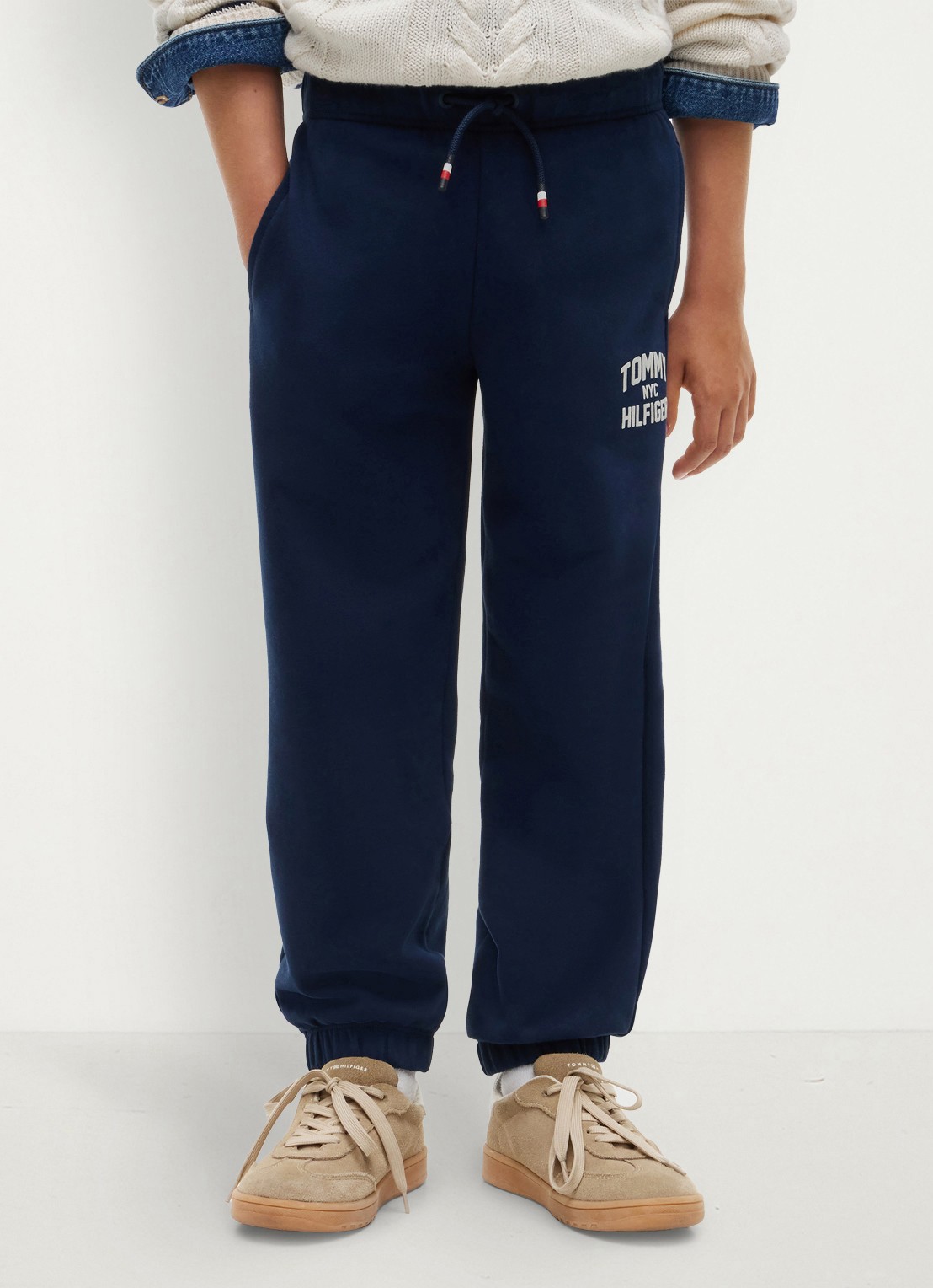 Tommy Hilfiger Mid waist straight fit joggingsbroek met logo - detail donkerblauw