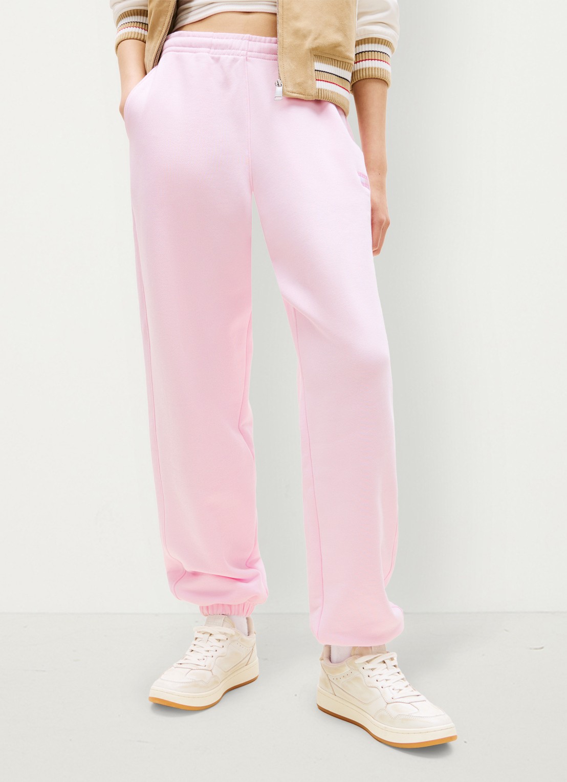Tommy Hilfiger Mid waist tapered fit joggingbroek met logoborduring - detail 2 lichtroze