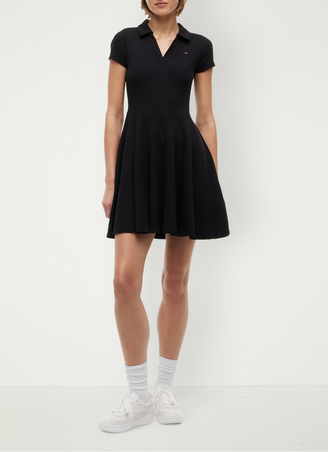 Tommy Hilfiger Mini jurk met logoborduring - voorkant 2 zwart