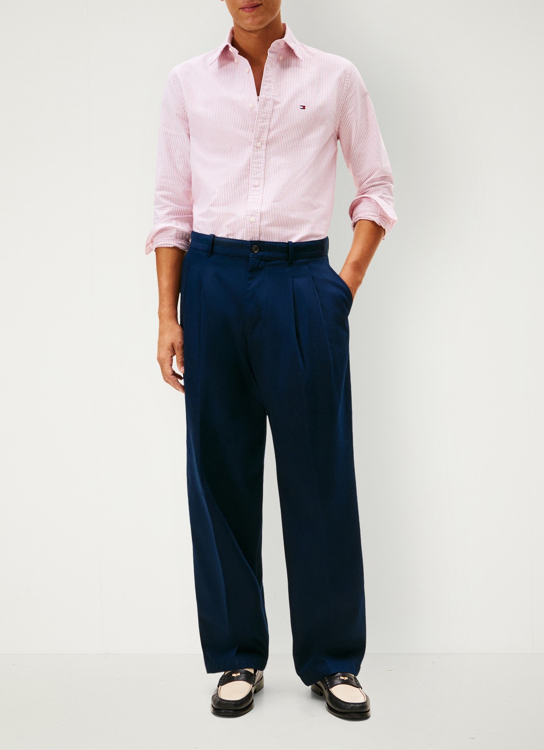 Tommy Hilfiger Oxford regular fit overhemd met streepprint - voorkant 3 medium red / white