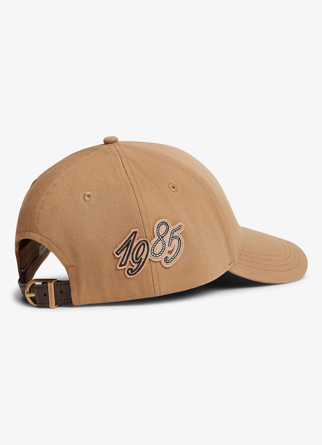 Tommy Hilfiger Pet met logoborduring - achterkant camel