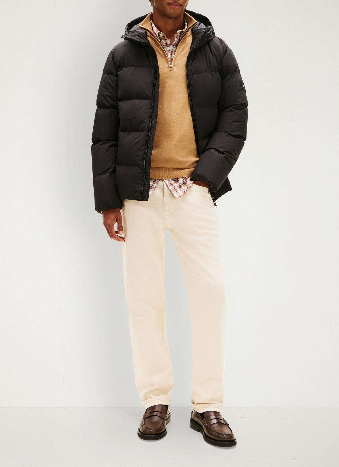 Tommy Hilfiger Puffer jack met capuchon en waterafstotende coating - achterkant zwart