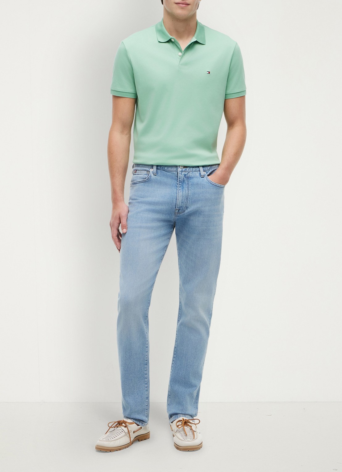 Tommy Hilfiger Regular fit polo met logo - voorkant 2 cut grass-l1a / groen